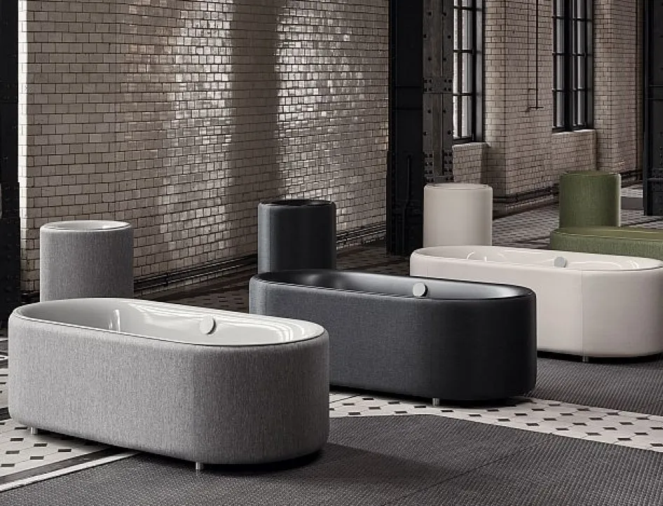 Badewannen Bettelux couture in verschiedenen Farben im Showroom